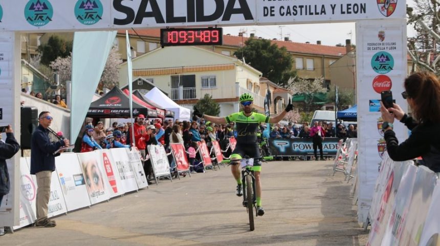 Moisés Dueñas se impone en Saucelle en la segunda prueba del I Open BTT de Castilla y León