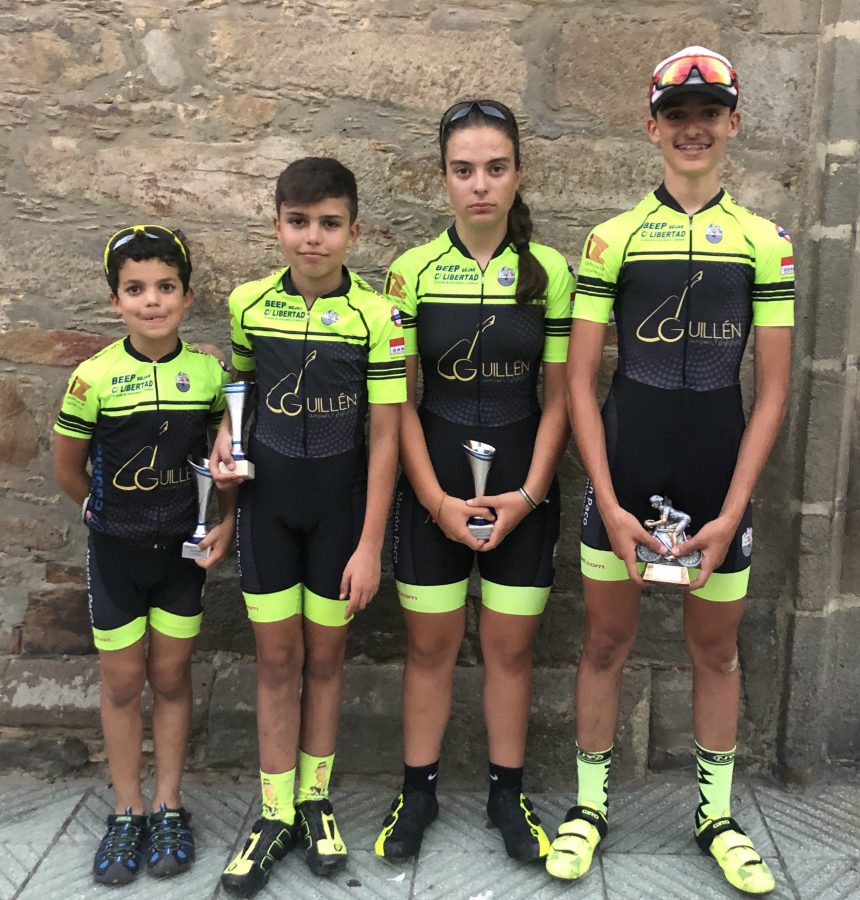 DAVID MARTÍN, IVAN IZQUIERDO Y NATALIA OVEJERO SUBCAMPEONES DE CASTILLA Y LEÓN, RODRIGO HERNÁNDEZ TERCERO.